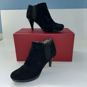 Black Bandolino Faux Suede Ankle Booties Size 7.5